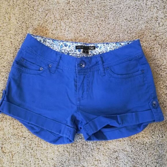 ⭐3/$25 YMI shorts - Picture 1 of 2